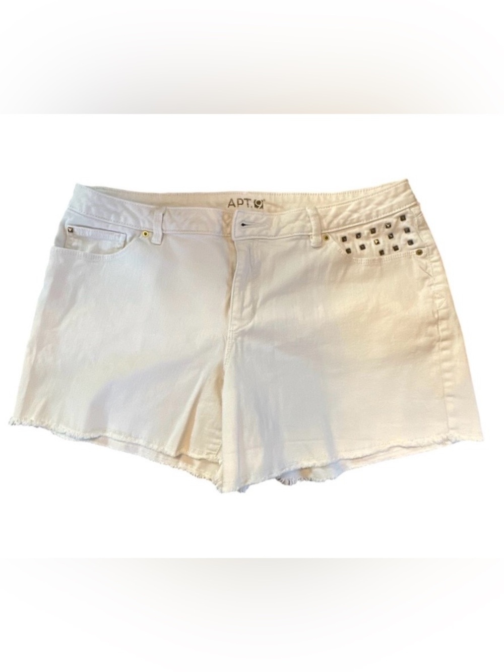 Apt. 9 Ivory Studded Denim Shorts Women’s Size 16 Modern Fit Stretch Frayed Hem